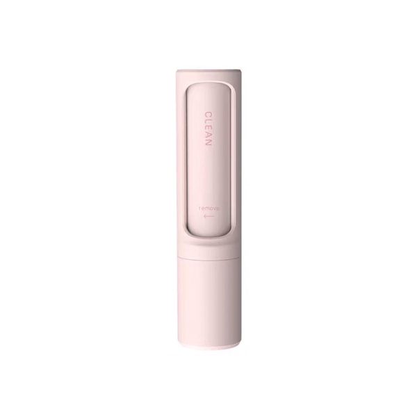 Reusable Pet Hair Remover Brush - Main Reusable pet hair remover brush on a white background